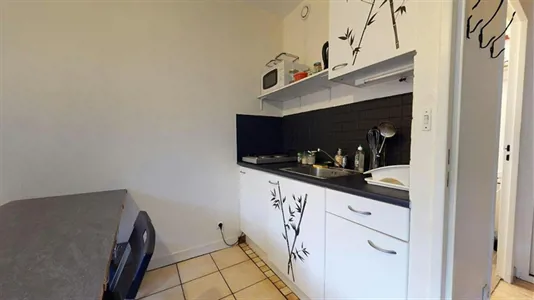 Apartments in Saint-Étienne - photo 2