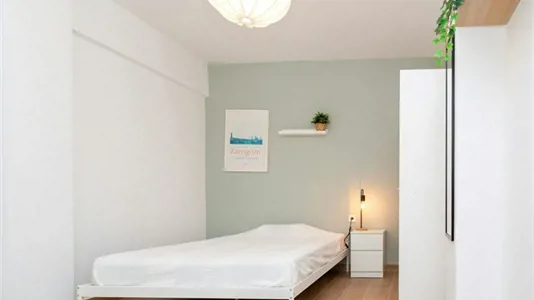 Rooms in Zaragoza - photo 1