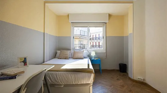 Rooms in Madrid Salamanca - photo 2