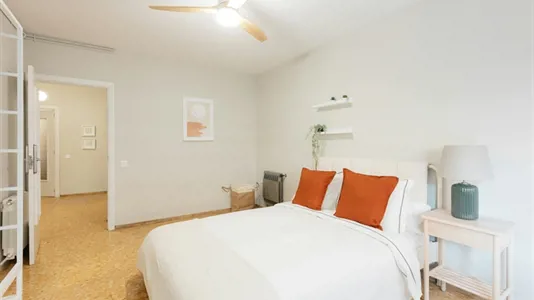 Rooms in Valencia L'Eixample - photo 2