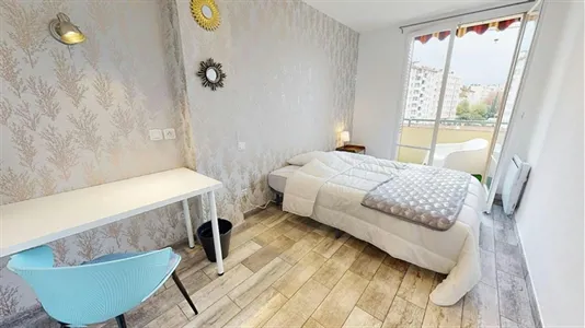 Rooms in Lyon - photo 1