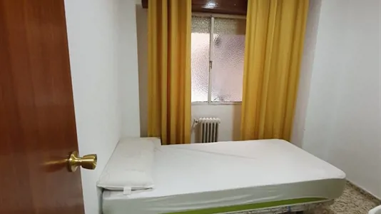 Rooms in Granada - photo 3