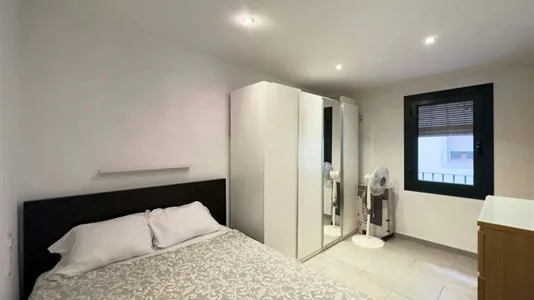 Apartments in Barcelona Ciutat Vella - photo 3