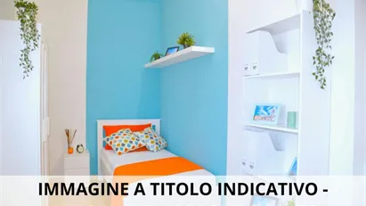 Room for rent in Reggio nell'Emilia, Emilia-Romagna