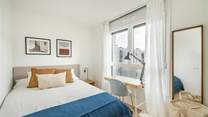 Room for rent in Cañada Real de la Galiana, Comunidad de Madrid