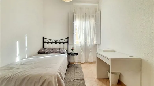 Rooms in Valencia Ciutat Vella - photo 2