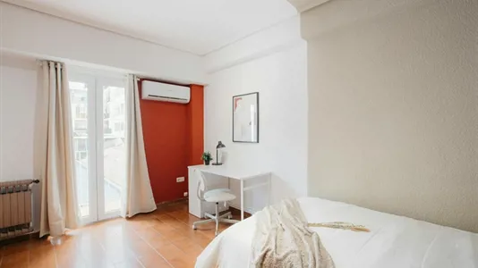 Rooms in Valencia L'Eixample - photo 3