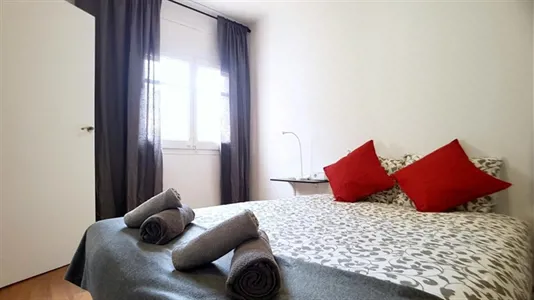 Rooms in L'Hospitalet de Llobregat - photo 2