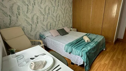 Rooms in Alcalá de Henares - photo 2