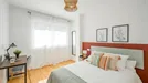 Room for rent, Madrid Tetuán, Madrid, &lt;span class=&quot;blurred street&quot; onclick=&quot;ProcessAdRequest(12494634)&quot;&gt;&lt;span class=&quot;hint&quot;&gt;See streetname&lt;/span&gt;[xxxxxxxxxxxxx]&lt;/span&gt;