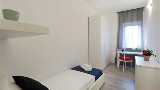 Rooms in Milano Zona 6 - Barona, Lorenteggio - photo 1