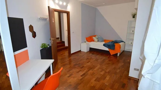 Rooms in Modena - photo 1