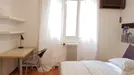 Room for rent, Athens, Kipselis