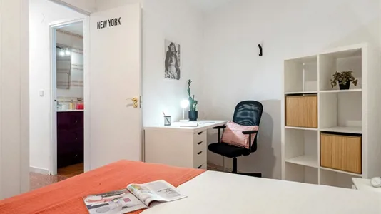 Rooms in Reus - photo 2