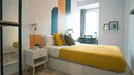 Room for rent, Barcelona Eixample, Barcelona, &lt;span class=&quot;blurred street&quot; onclick=&quot;ProcessAdRequest(7750848)&quot;&gt;&lt;span class=&quot;hint&quot;&gt;See streetname&lt;/span&gt;[xxxxxxxxxxxxx]&lt;/span&gt;