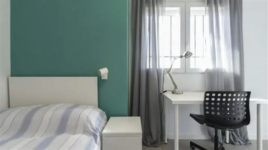 Rooms in Madrid Moncloa-Aravaca - photo 2