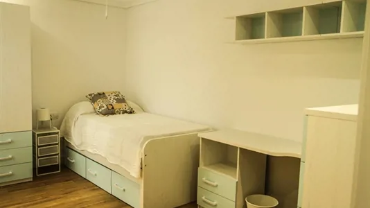 Rooms in Elche/Elx - photo 1