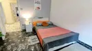 Room for rent, Bologna, Emilia-Romagna, Viale Alfredo Oriani