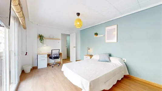 Rooms in Elche/Elx - photo 1