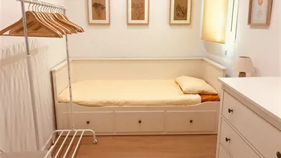 Room for rent in Badalona, Cataluña