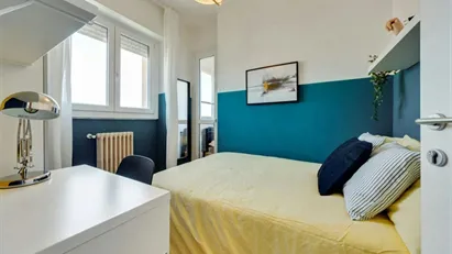 Room for rent in Milano Zona 7 - Baggio, De Angeli, San Siro, Milan