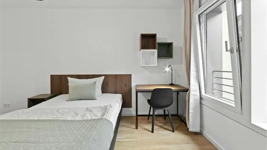 Rooms in Berlin Mitte - photo 2