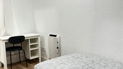 Room for rent in Adaro, Comunidad de Madrid