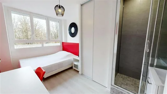 Rooms in Lyon - photo 3