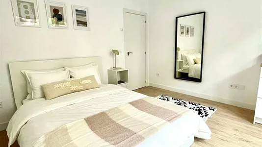 Rooms in Madrid Salamanca - photo 3