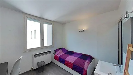 Rooms in Grenoble - photo 2