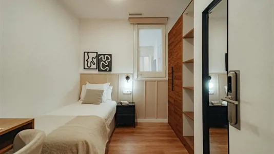 Rooms in Barcelona Sarrià-St. Gervasi - photo 2