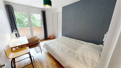 Room for rent in Grenoble, Auvergne-Rhône-Alpes