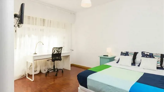 Rooms in Madrid Moncloa-Aravaca - photo 1