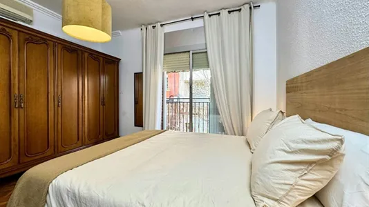 Rooms in L'Hospitalet de Llobregat - photo 3