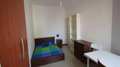 Room for rent in Milano Zona 5 - Vigentino, Chiaravalle, Gratosoglio, Milan