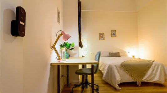 Rooms in Barcelona Ciutat Vella - photo 1