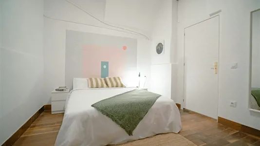 Rooms in Valencia Ciutat Vella - photo 2