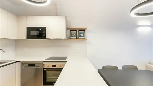 Apartments in Barcelona Eixample - photo 2