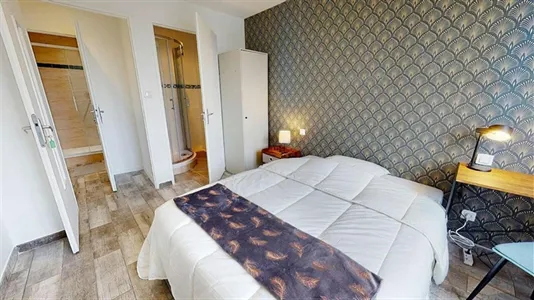 Rooms in Lyon - photo 1