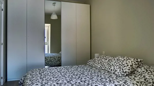 Rooms in Zaragoza - photo 2