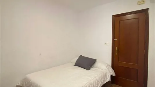 Rooms in la Fontsanta - photo 1