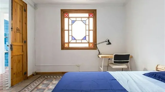 Rooms in Barcelona Eixample - photo 3