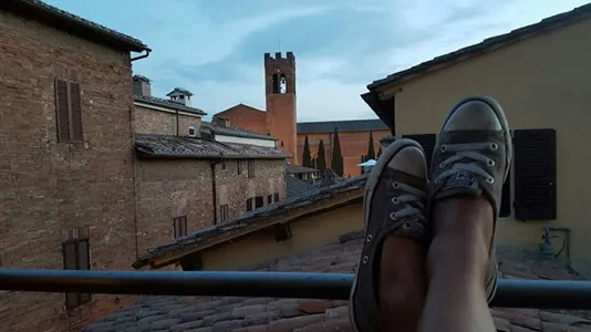 Rooms in Siena - photo 1