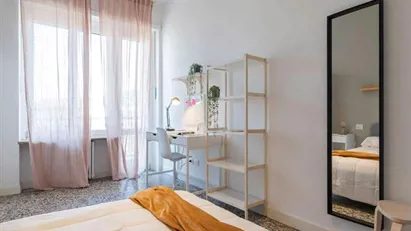 Room for rent in Turin, Piemonte