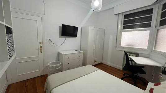 Rooms in Bilbao - photo 3