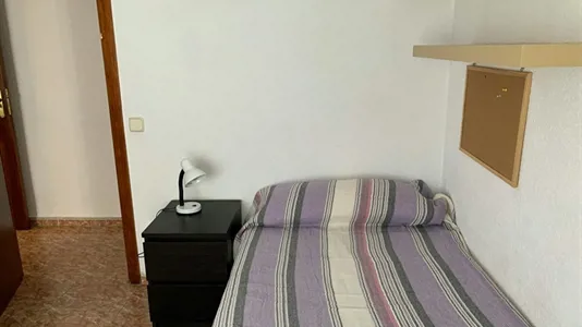 Rooms in Madrid Carabanchel - photo 3