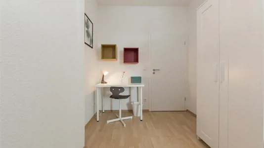 Rooms in Berlin Charlottenburg-Wilmersdorf - photo 3