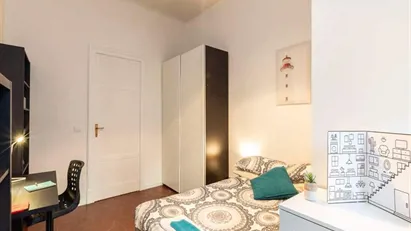 Room for rent in Milano Zona 9 - Porta Garibaldi, Niguarda, Milan