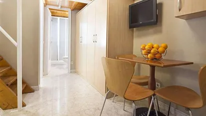 Apartment for rent in Barcelona Ciutat Vella, Barcelona