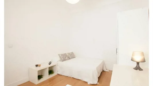 Rooms in Madrid Salamanca - photo 3